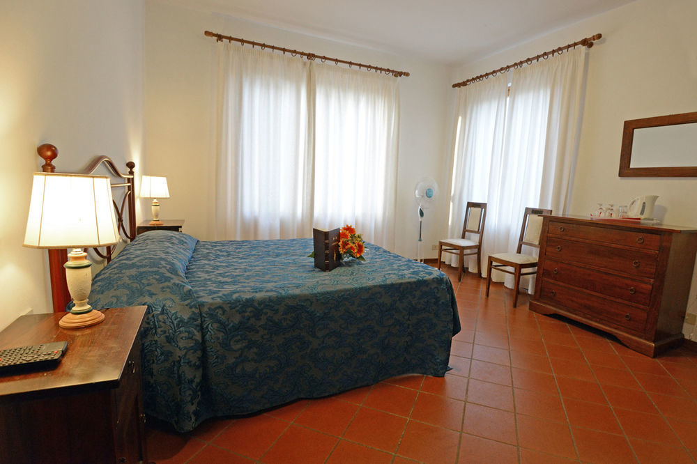 Bed and Breakfast La Piazzetta Греве-ин-Кьянти Экстерьер фото