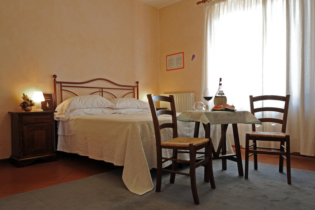 Bed and Breakfast La Piazzetta Греве-ин-Кьянти Номер фото